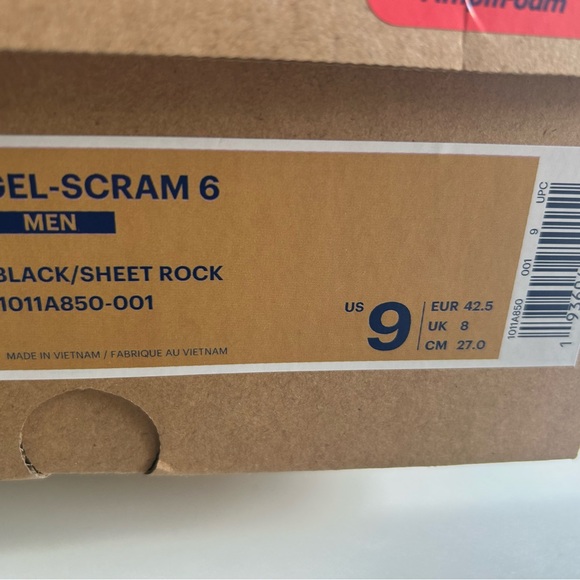 Asics Gel scram 6 BLACK/Gold Men US size 9 - Picture 3 of 4